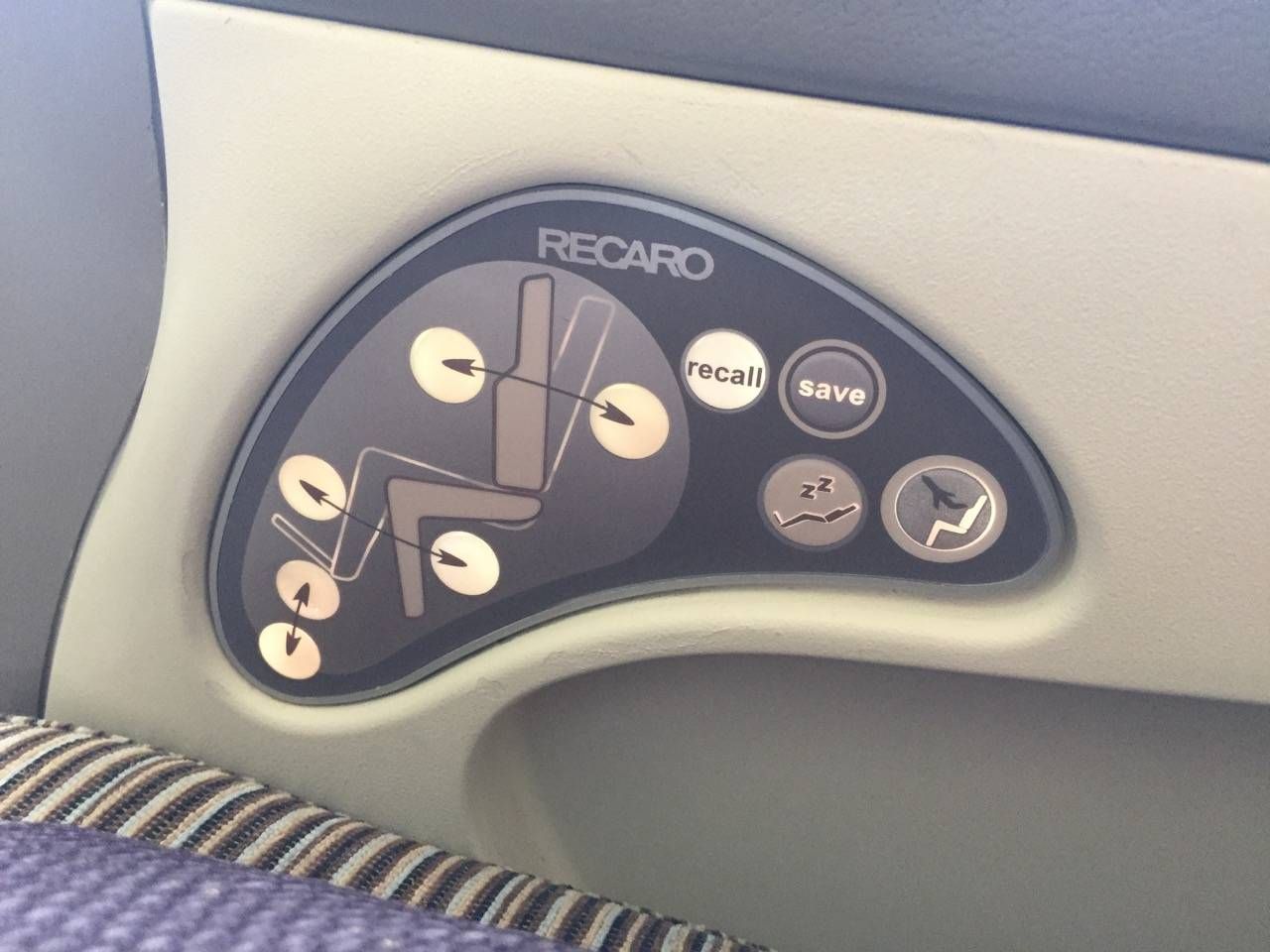 Etihad A320 Business Class-09