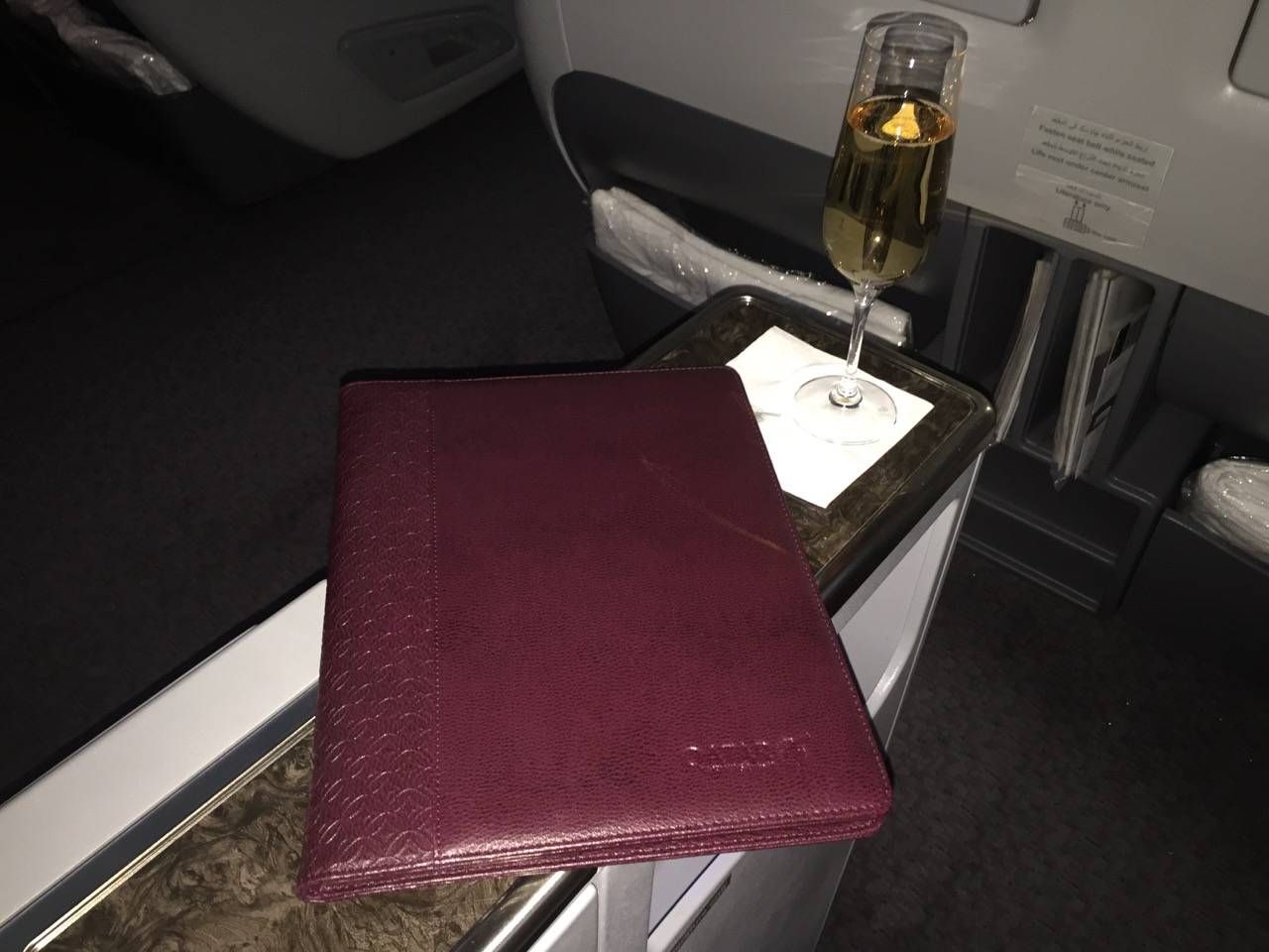 Qatar B777-200LR Business Class-020