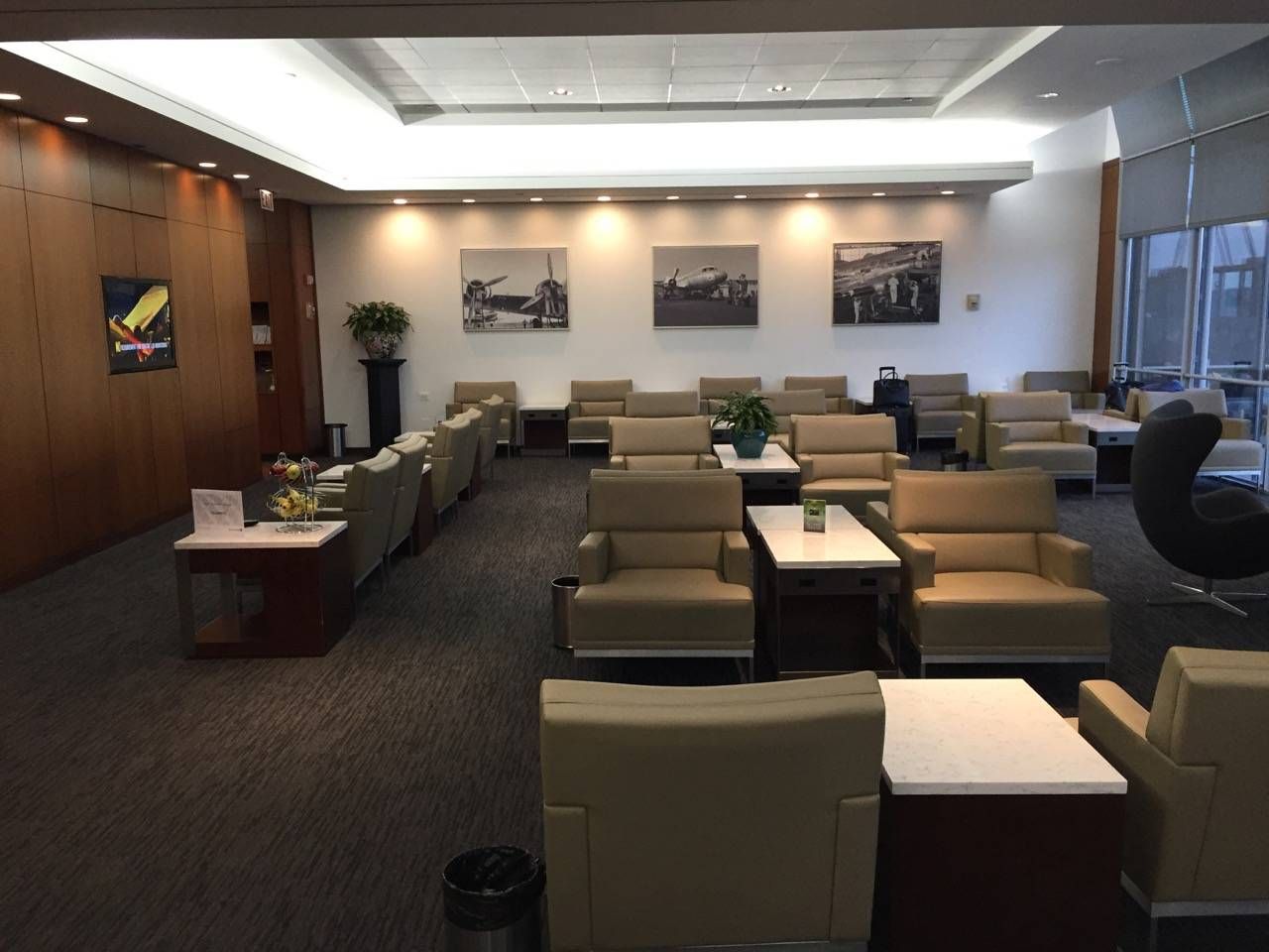 United Global First Lounge Chicago-021