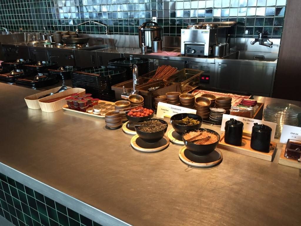 Cathay Pacific Lounge Haneda Tokyo-021