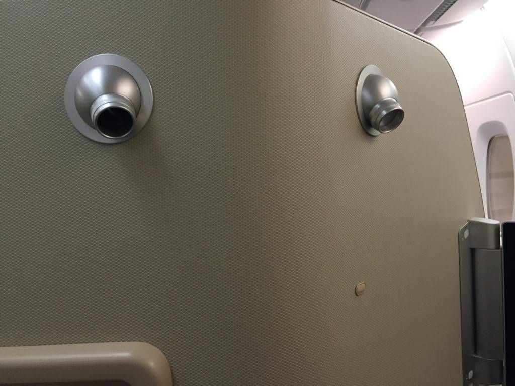 Qantas First Class A380-045