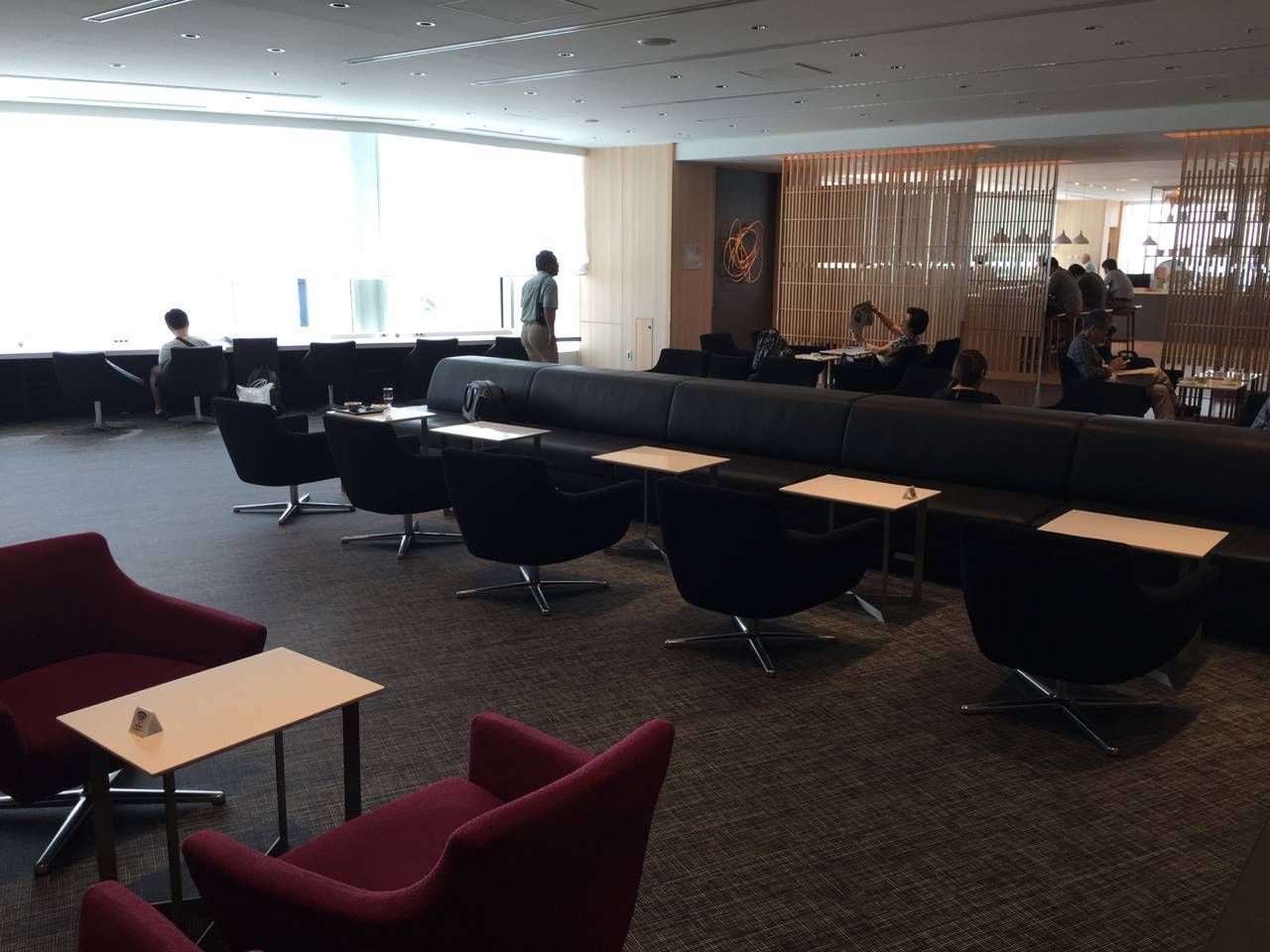 Sakura Lounge VIP Haneda-02