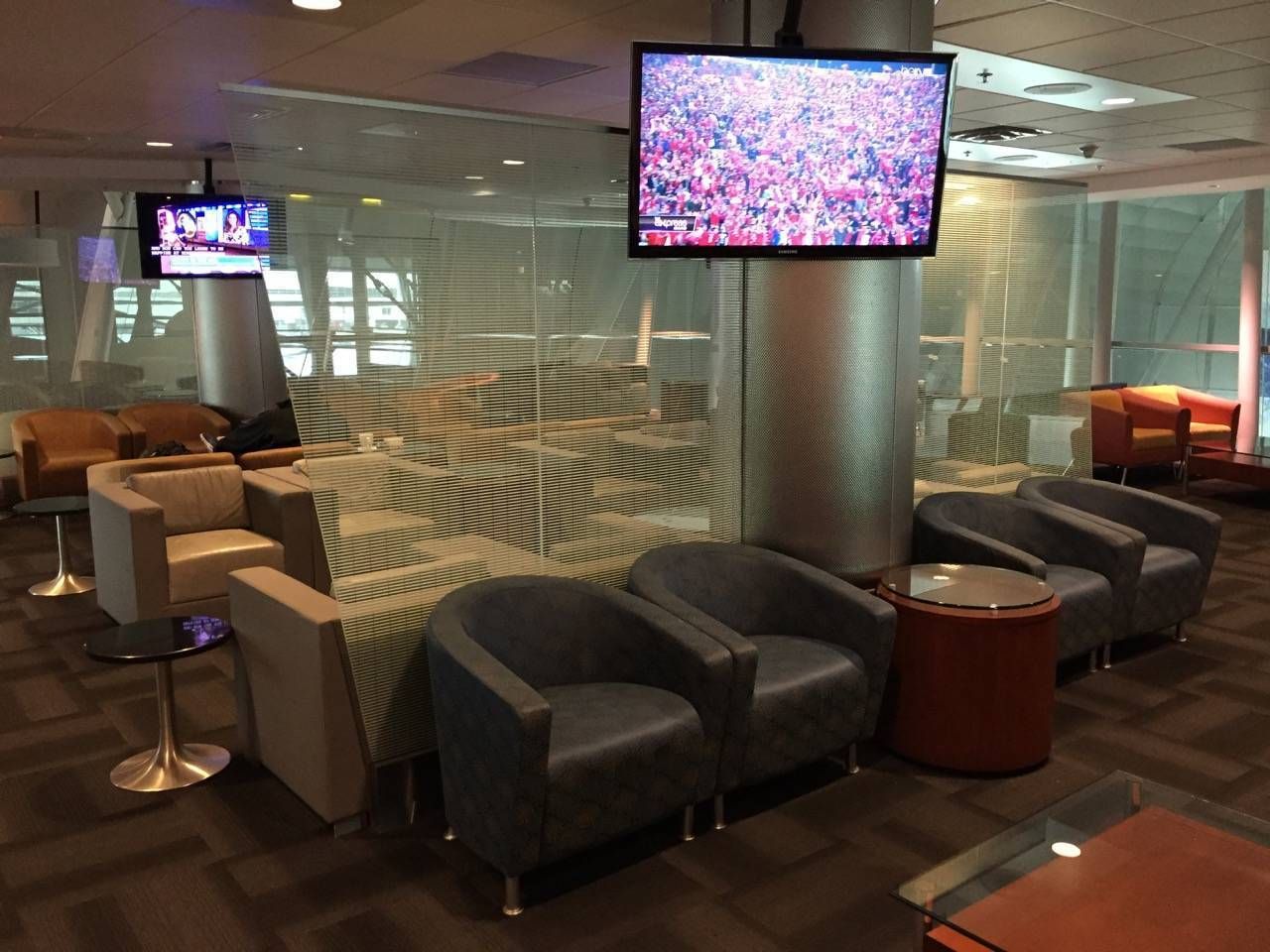 Sala VIP LATAM Miami-04