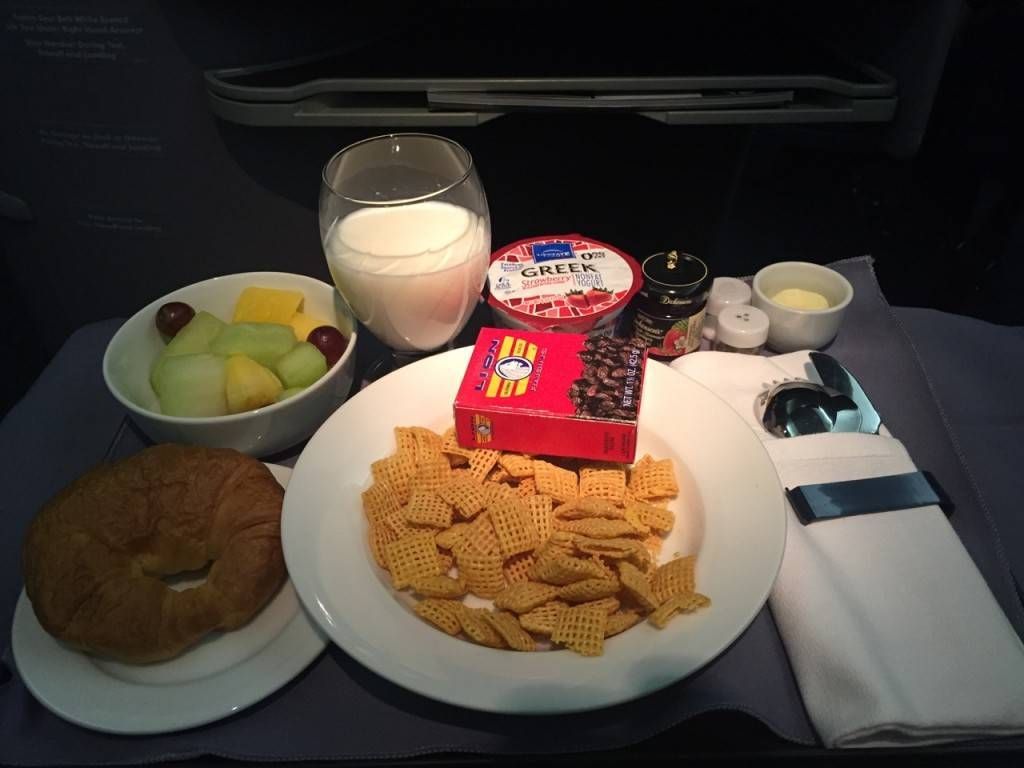 United B767-400ER BusinessFirst-031