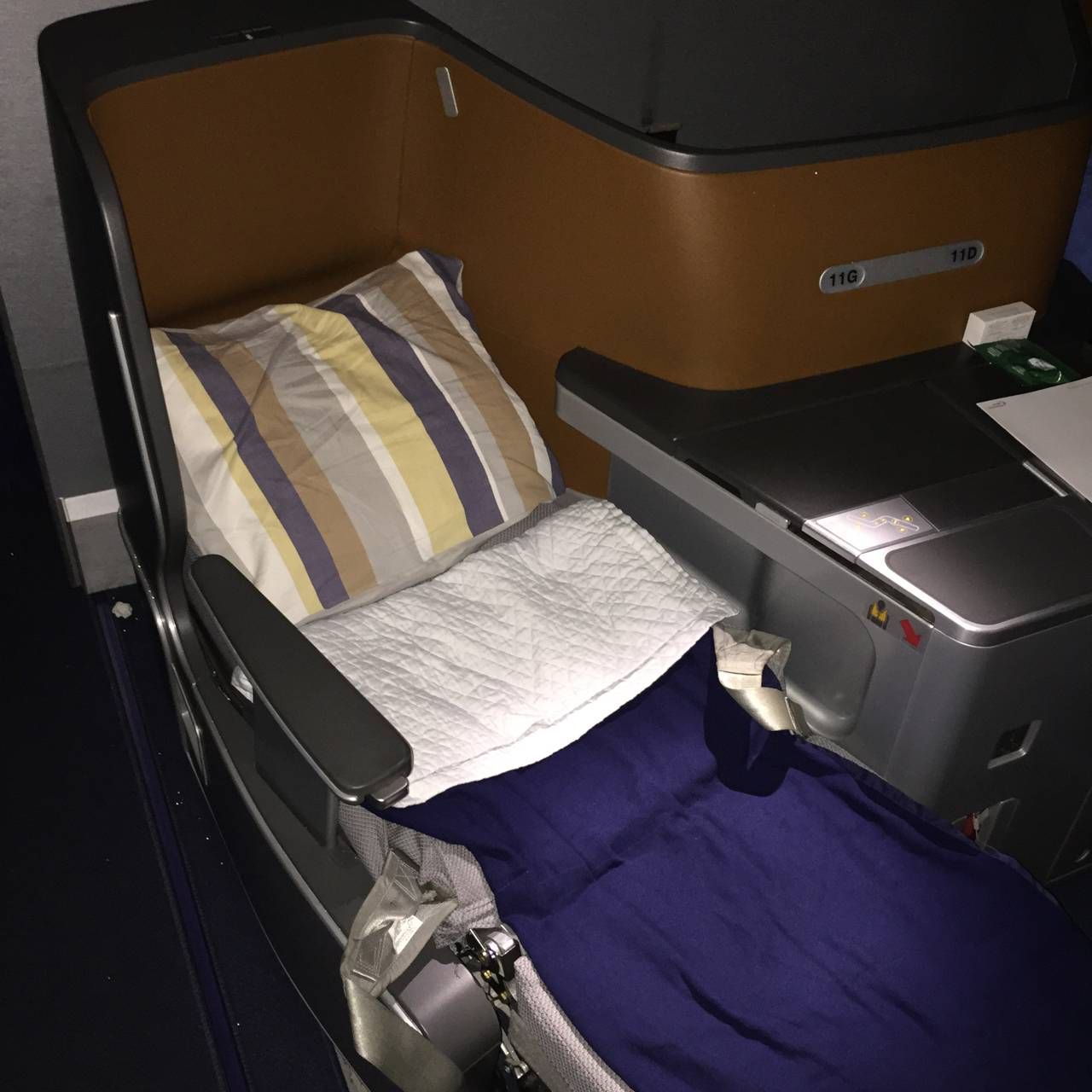 Lufthansa Business Class B747-8-038