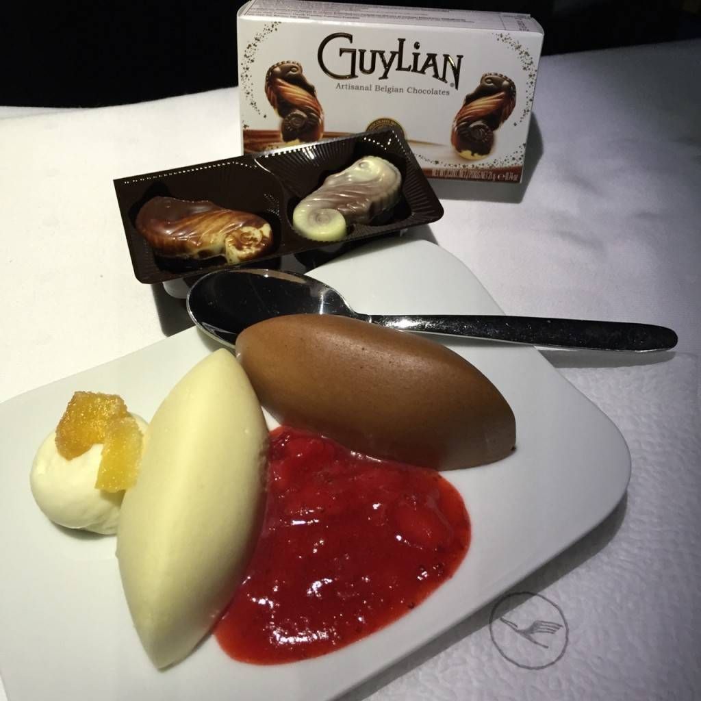Lufthansa Business Class Executiva B747-8-019