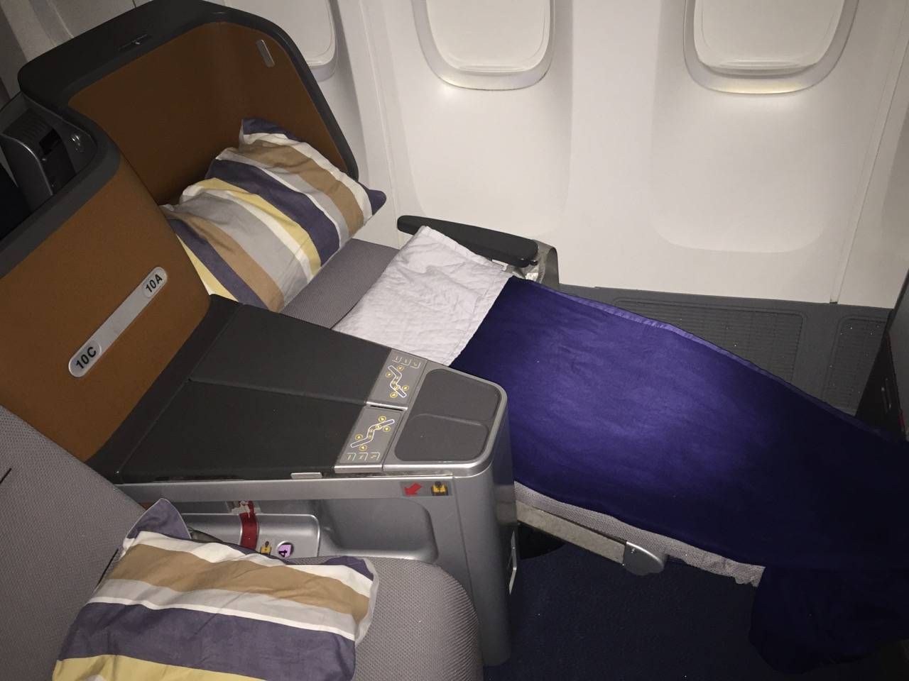 Lufthansa Business Class Executiva B747-8-021