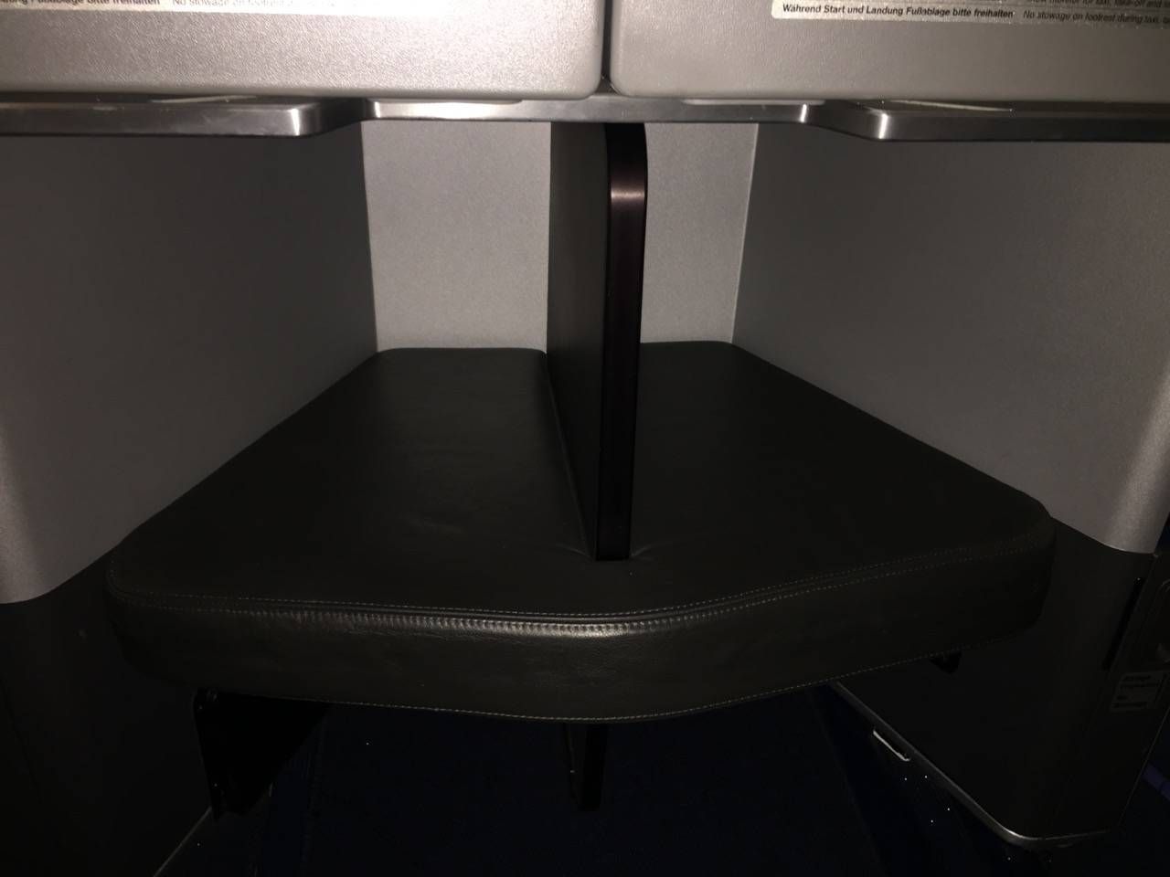 Lufthansa Business Class Executiva B747-8-04