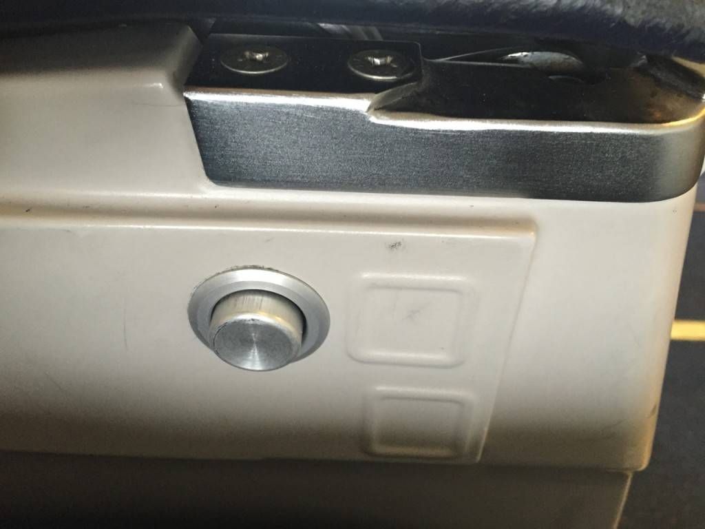 Malaysia B737 Business Class-013