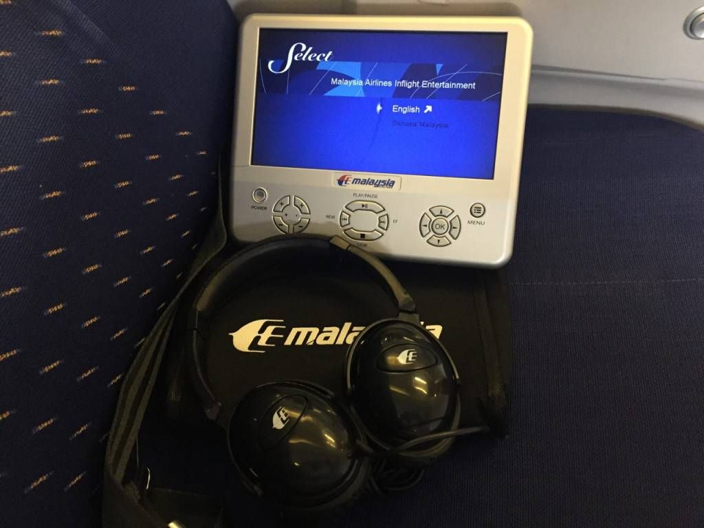 Malaysia B737 Business Class-014