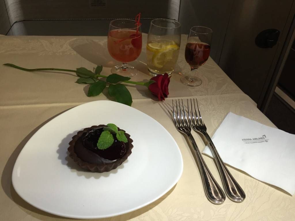 Asiana First Class A380-076