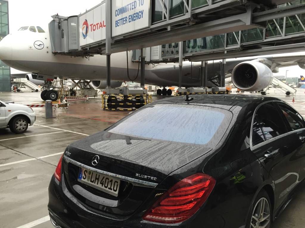 Lufthansa First Class Terminal-053