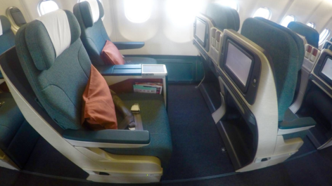 Classe Executiva da Cathay Pacific no A330 (regional) - Bangkok para Hong Kong