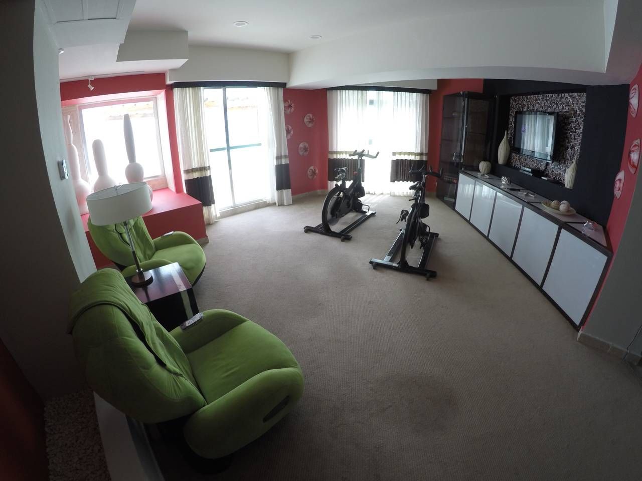 DCIM100GOPROGOPR9693.
