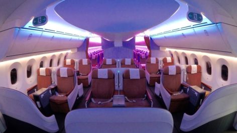 Classe Executiva da LAN no B787-8 - São Paulo para Milão