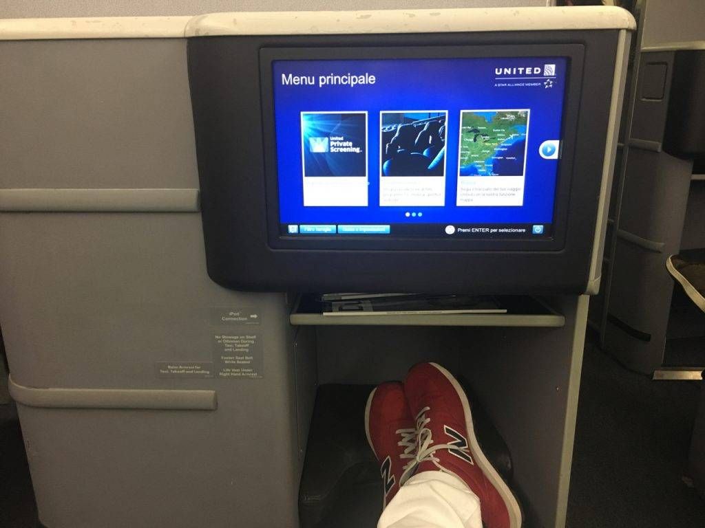 united-b767-400er-businessfirst-06