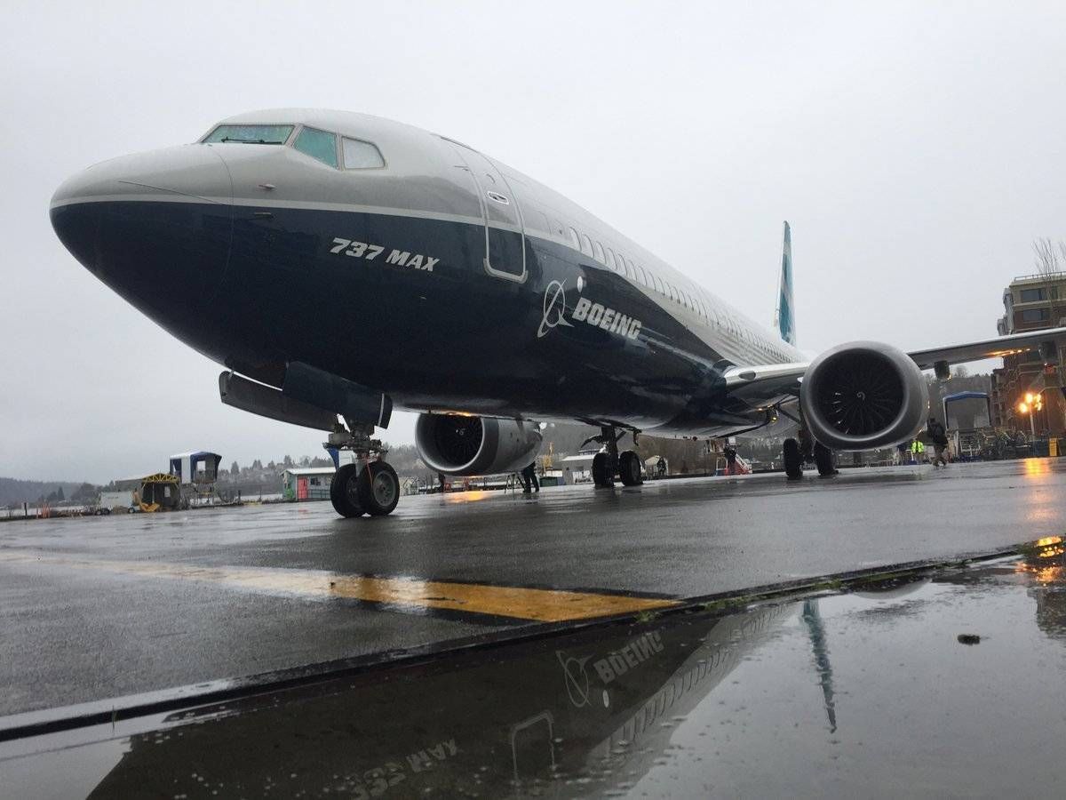 737-max-front-image