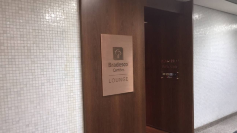 Deveriam as salas vip's limitar o acesso para manter a qualidade dos serviços?