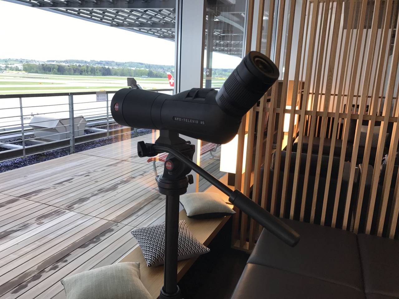 swiss-first-class-lounge-023