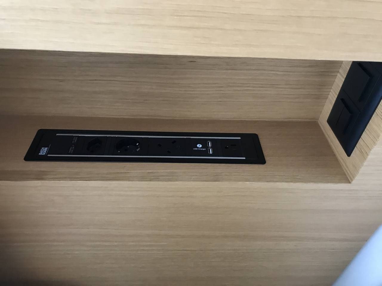 swiss-first-class-lounge-032
