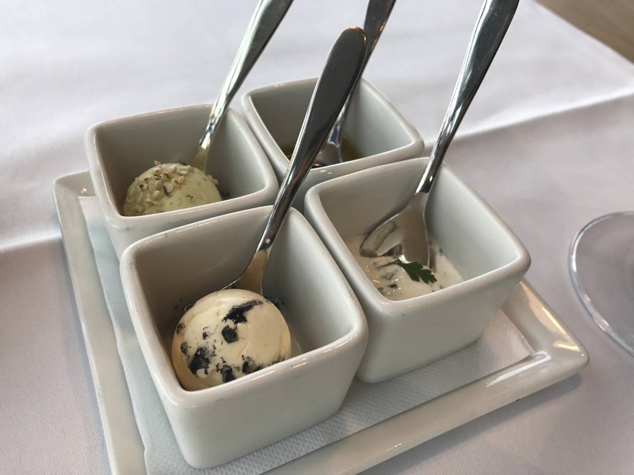 swiss-first-class-lounge-049