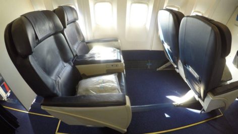 Classe Executiva da Ukraine Airlines no B767 - Kiev p/ Colombo