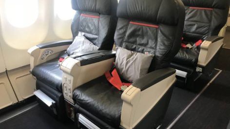 Classe Executiva da Turkish (modelo antigo) no A330 - Amsterdam p/ Istambul