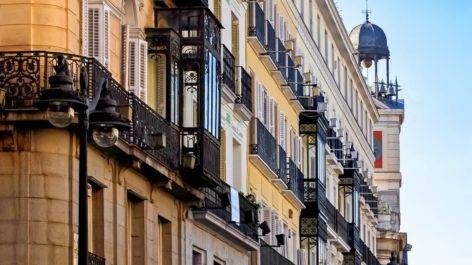 Jogada Aérea: Passagens para Madrid por 26.400 pontos e Montevidéu por 8.000 pontos Multiplus!