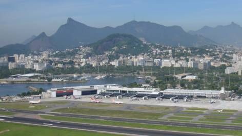 Aeroporto Santos Dumont volta a receber aeronaves Embraer E195-E2