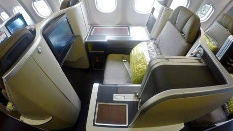 INACREDITÁVEL! Passagens de ida e volta pra Europa em classe executiva por R$2.600