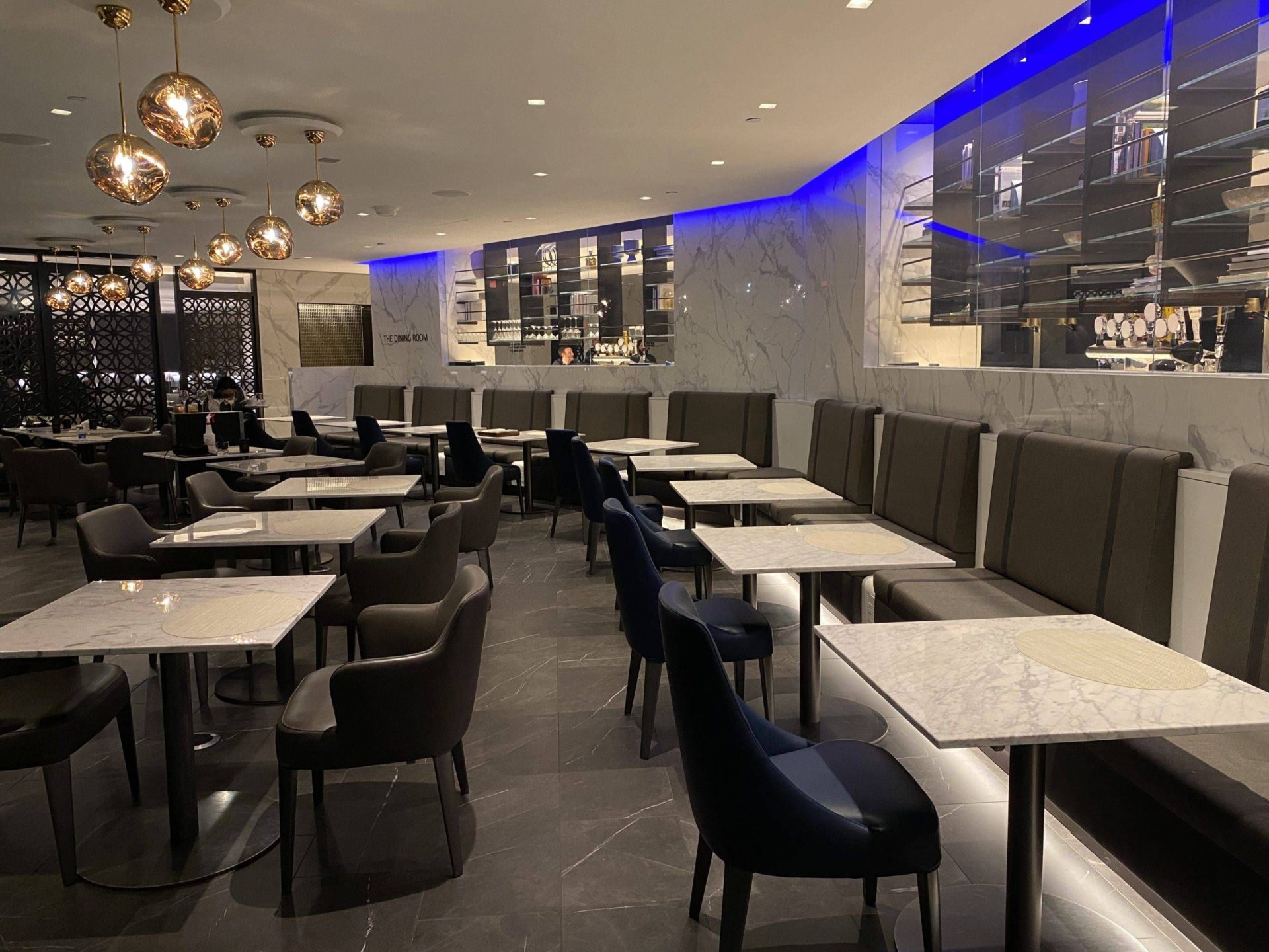 United Polaris Lounge Newark restaurante
