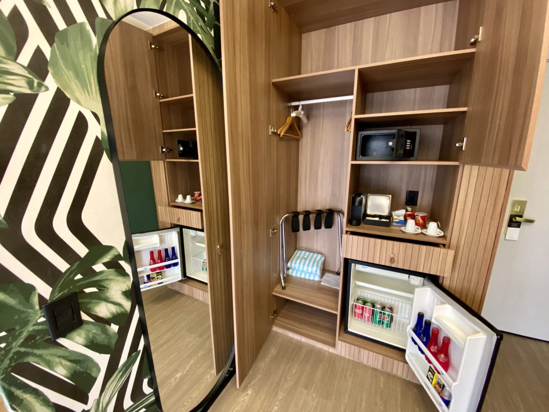 Grand Mercure sp Itaim Bibi frigobar e máquina de café