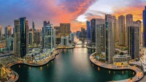 Emirates oferece 1 milha para cada minuto que seus passageiros passarem em Dubai