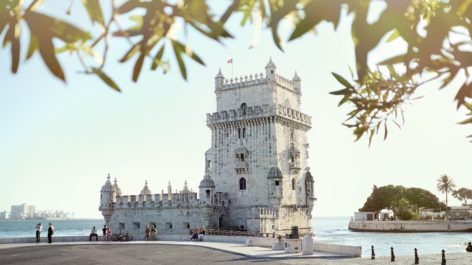 Planejando a próxima viagem? Veja sugestões de resgate para Orlando, Lisboa e muito mais