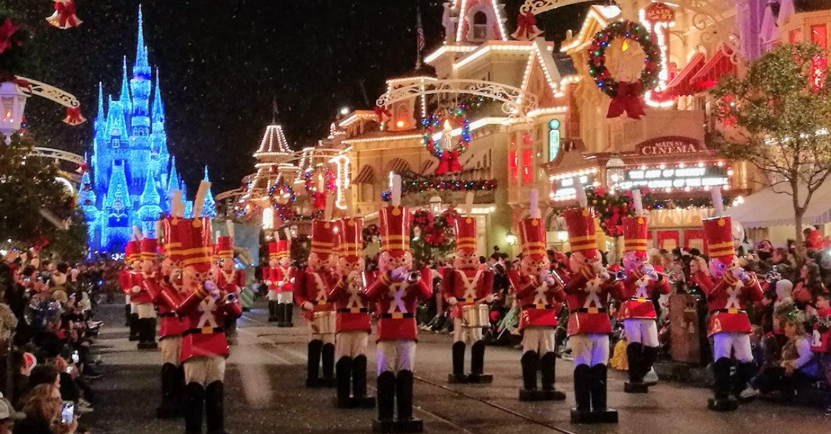 Orlando no Natal! Dicas para aproveitar a Disney e outros parques no fim do  ano - Passageiro de Primeira