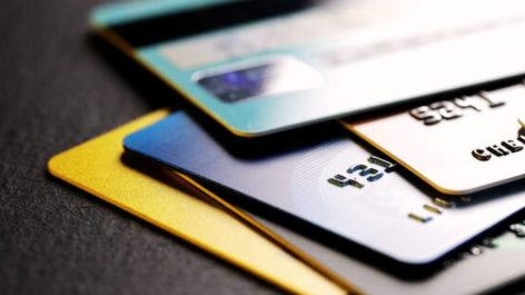 Quais são os benefícios dos cartões de crédito?