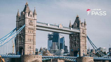 LATAM Pass tem passagens de ida e volta para Londres a partir de 95 mil pontos + taxas