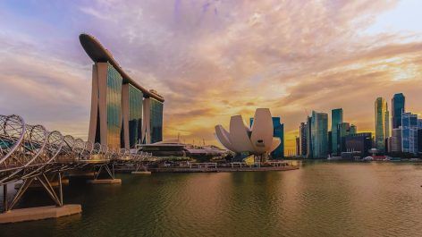 Como viajar para Singapura usando milhas e pontos