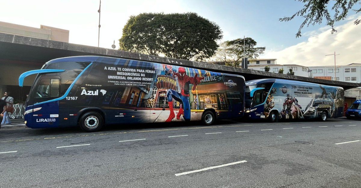 Azul ônibus Universal