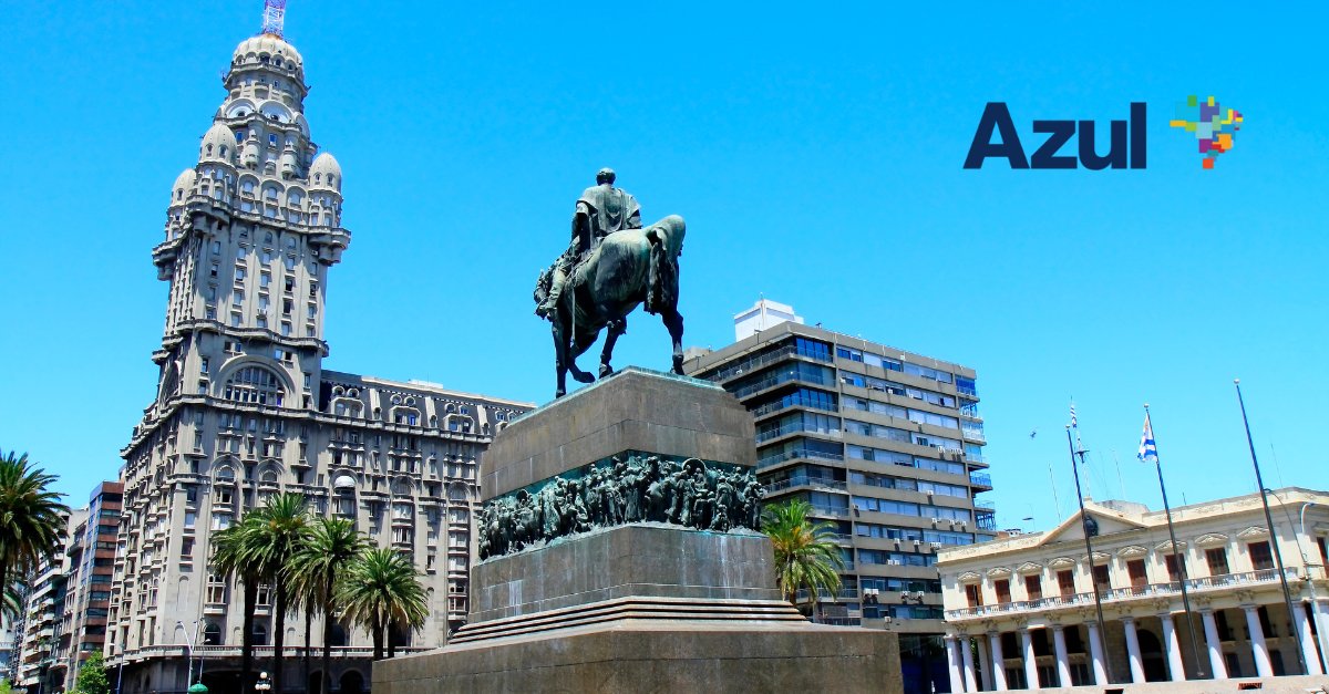 Azul