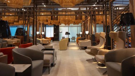 Quais cartões platinum oferecem acesso a salas VIP?