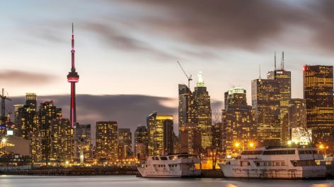 Alerta de disponibilidade! Toronto a partir de 73.000 pontos Azul Fidelidade por trecho + taxas