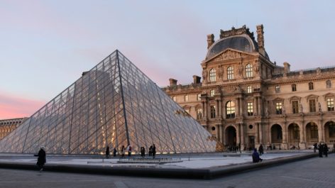 Planejando a próxima viagem? Veja sugestões de resgate para Paris, Orlando e muito mais