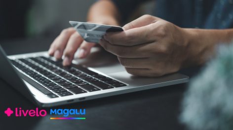 Livelo oferece até 10 pontos por real gasto na Magalu nos novos Galaxy S25