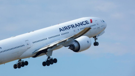 Air France oferece acesso prioritário à imigração para passageiros com conexões curtas em Paris