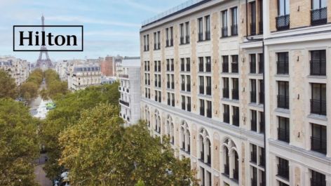 Hilton inaugura hotel de luxo em Paris perto da Torre Eiffel