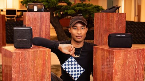 American Airlines lança kits exclusivos com Brandon Blackwood para passageiros premium