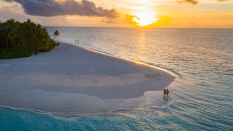 Bahamas inicia reabertura de aeroportos após passagem do Furacão Melissa